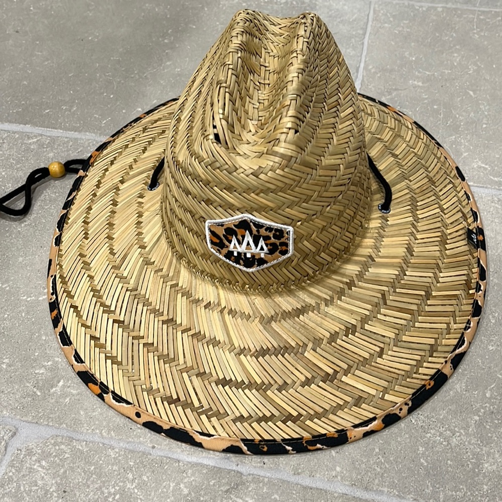 Hemlock BIG CAT hat